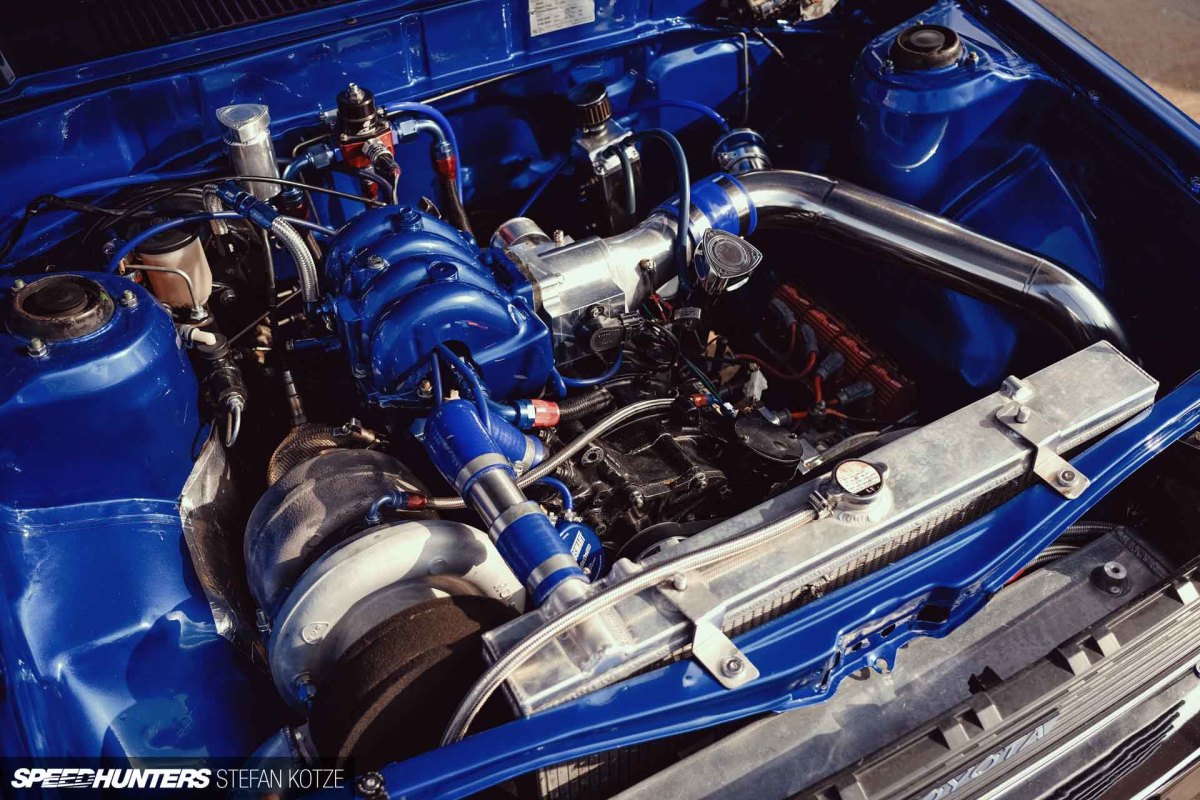 tuner-wars-corollas-Stefan-kotze-SpeedHunters-043