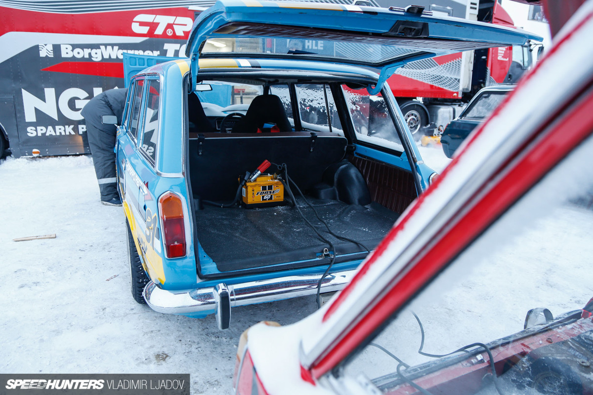 Lada-wagon-winter-drift-wheelsbywovka-2