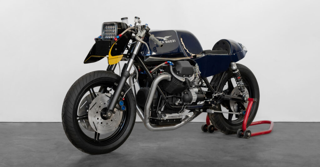 Hokuto: A Kinetic Moto Guzzi SP3 1000 Café Racer de Monza