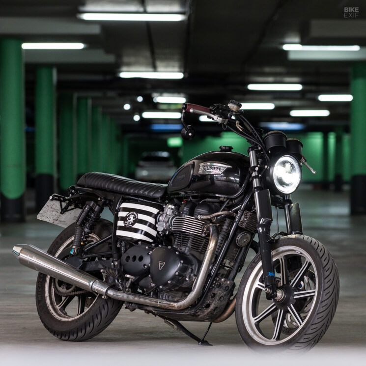 Phare de moto à LED Moto construit et signals clignotants
