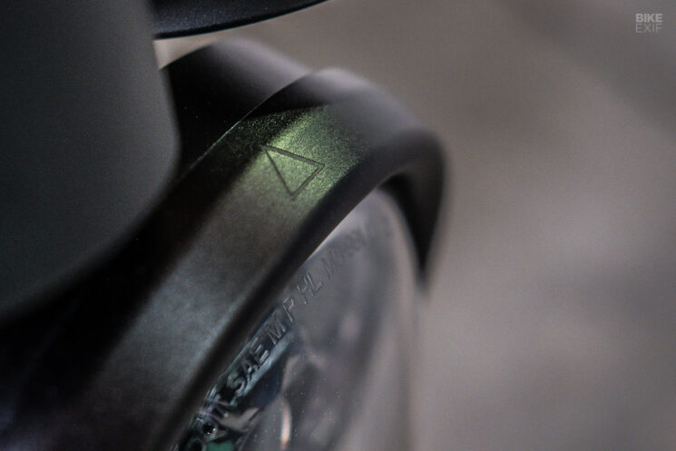 Phare de moto à LED Moto construit et signals clignotants