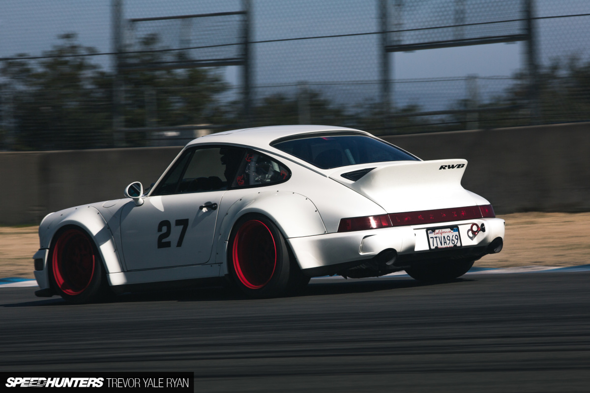 2018-SH-V8-RWB-964-TREVOR-RYAN_001