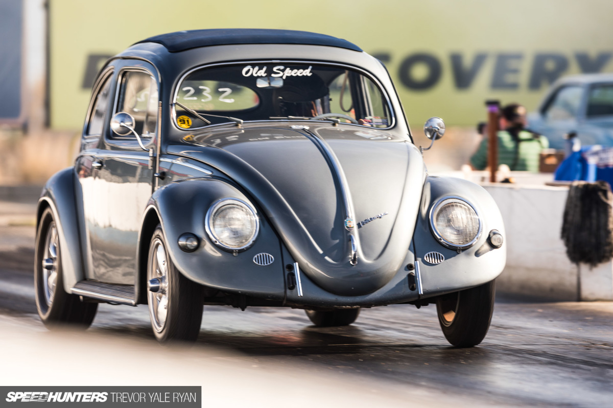 2018-sh_mooneyes-xmas-parti-drags_trevor-ryan-024_0999