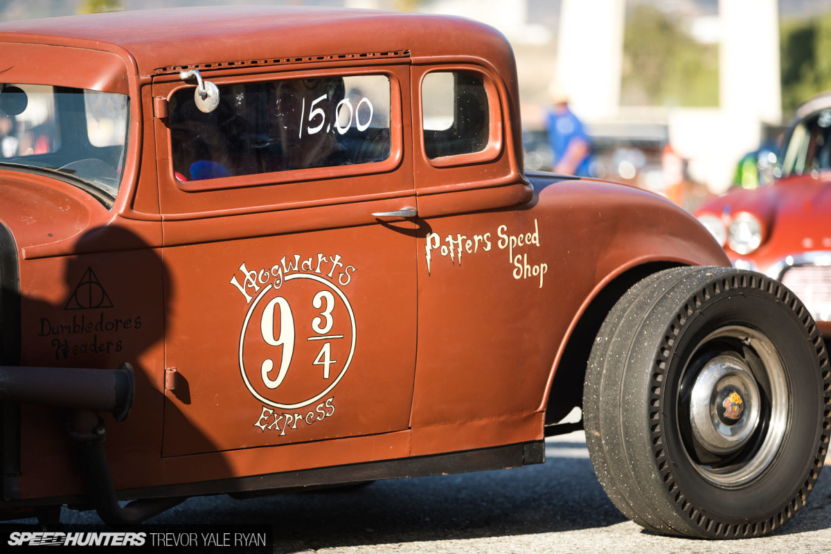 2018-sh_mooneyes-xmas-parti-drags_trevor-ryan-045_1238