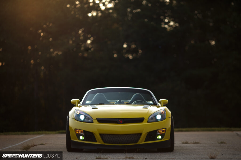 Skyward Thinking: A 2JZ-Swapped&nbsp;Saturn