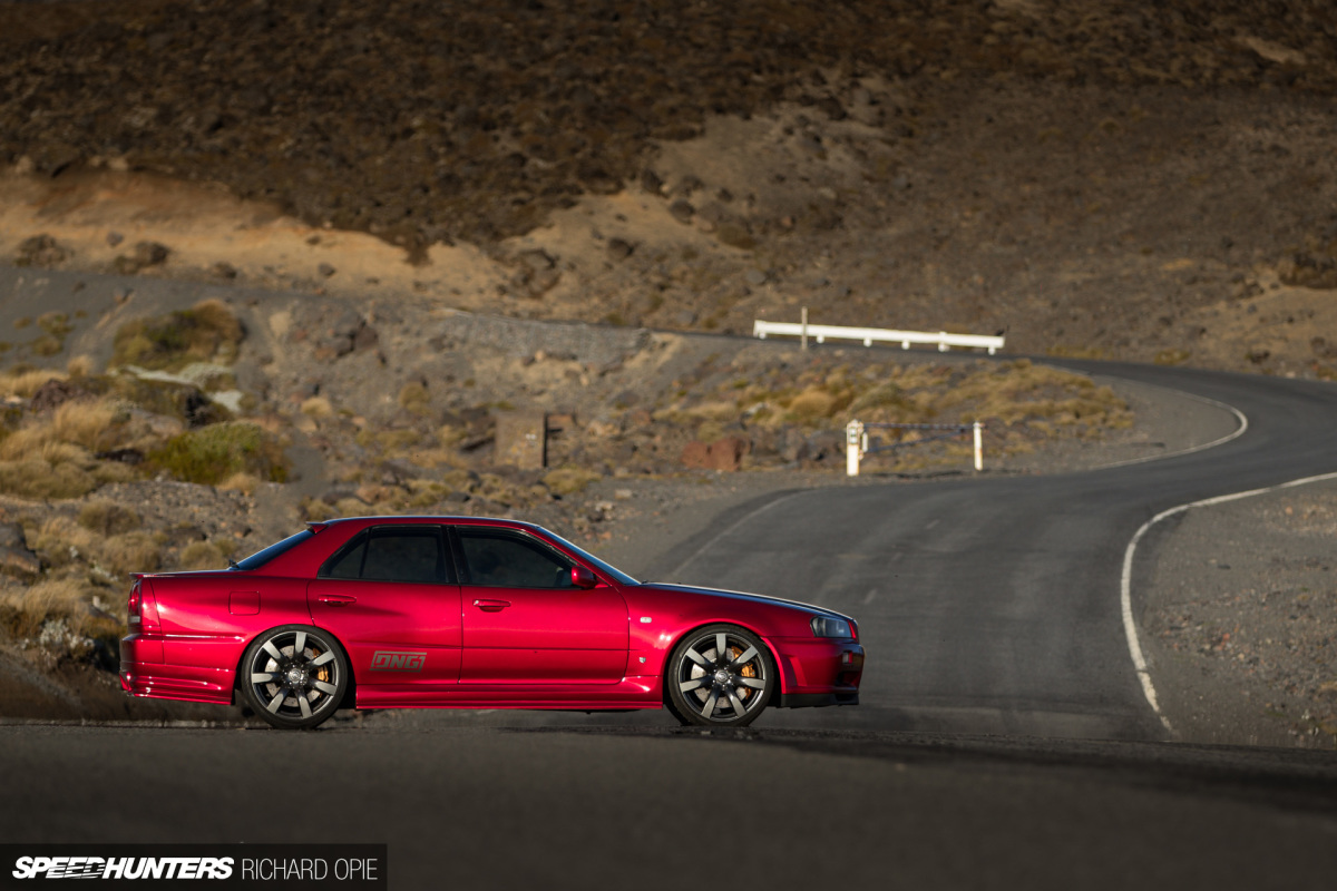 Nissan Skyline R34 2JZ Speedhunters Richard Opie (25)