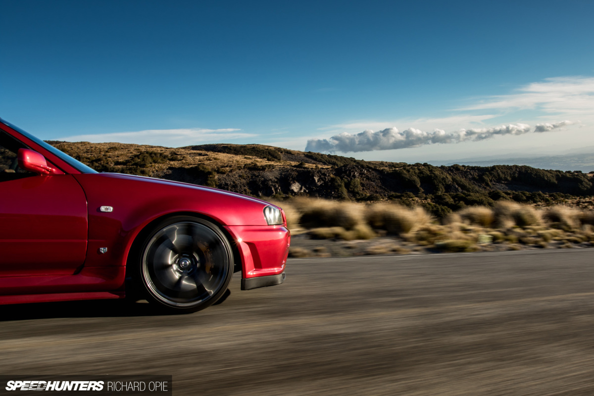 Nissan Skyline R34 2JZ Speedhunters Richard Opie (20)