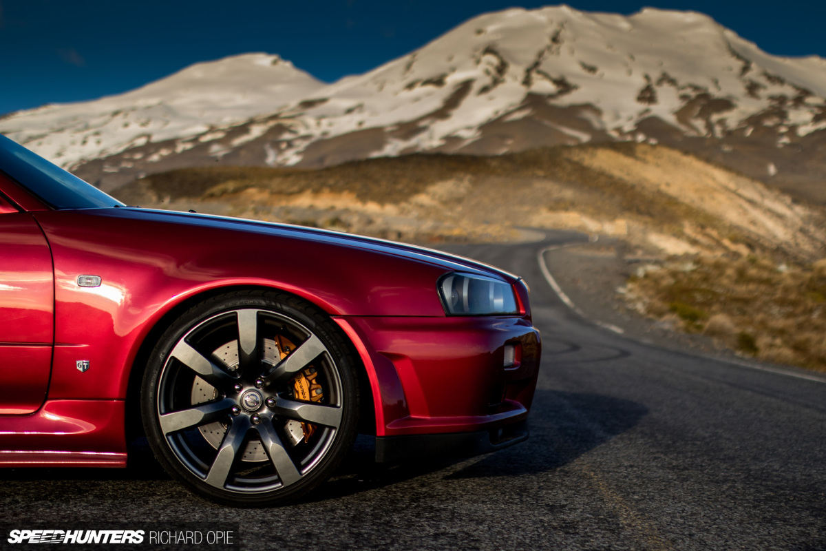 Nissan Skyline R34 2JZ Speedhunters Richard Opie (30)