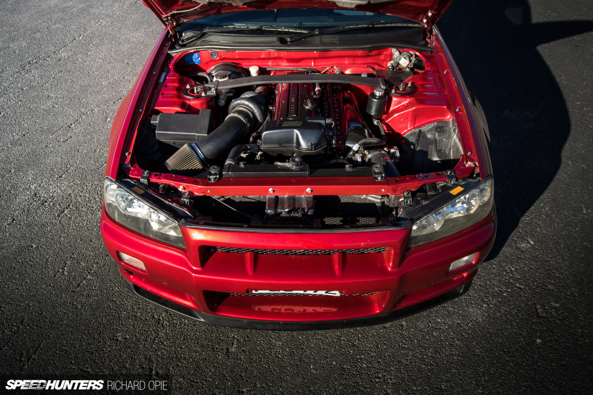 Nissan Skyline R34 2JZ Speedhunters Richard Opie (8)