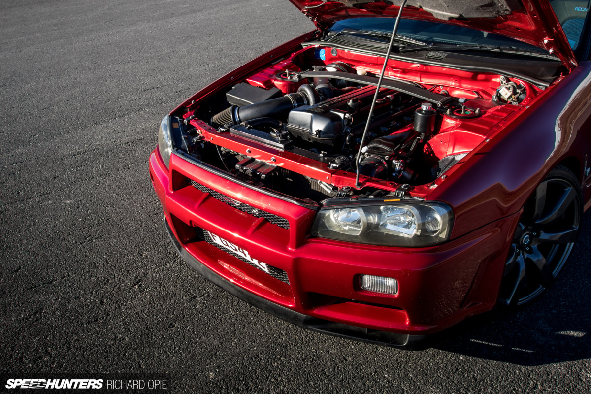 Nissan Skyline R34 2JZ Speedhunters Richard Opie (7)