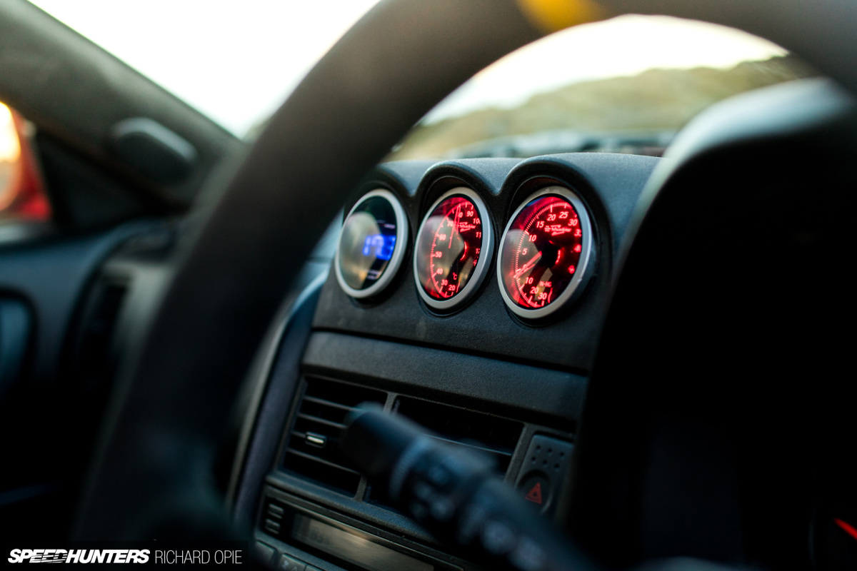 Nissan Skyline R34 2JZ Speedhunters Richard Opie (50)