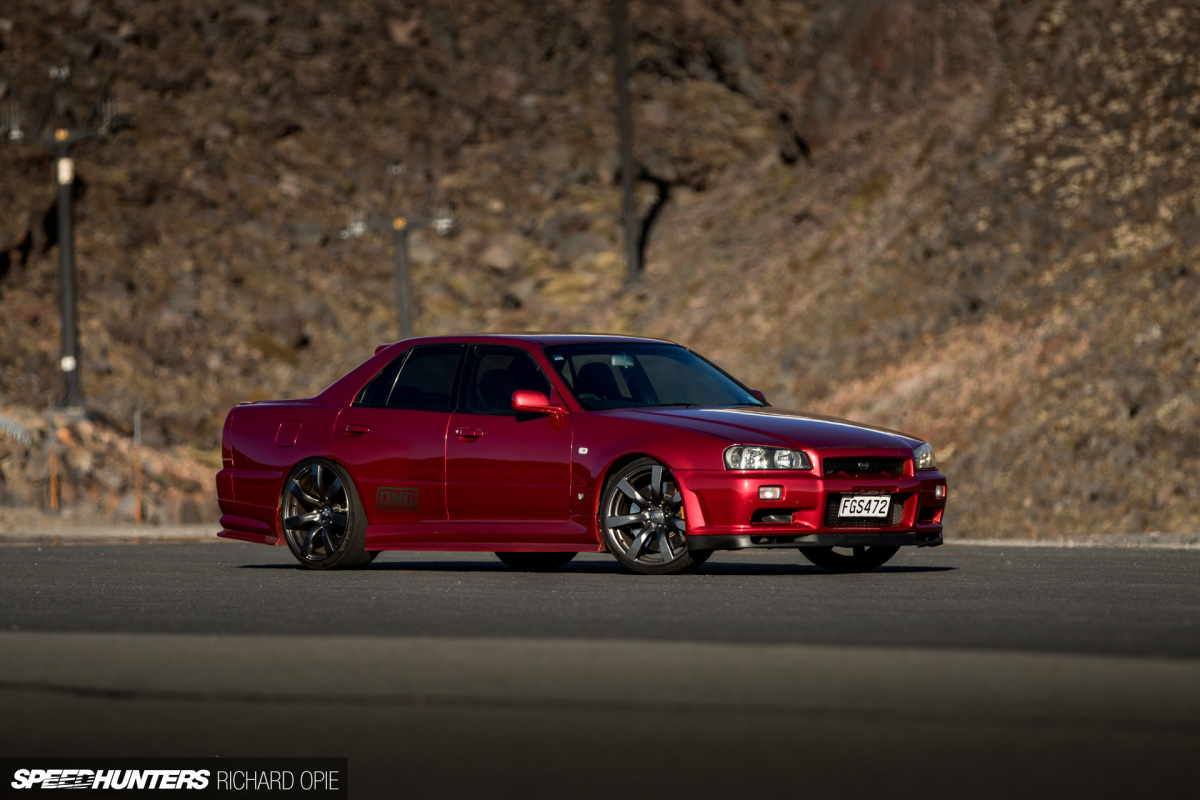 Nissan Skyline R34 2JZ Speedhunters Richard Opie (11)
