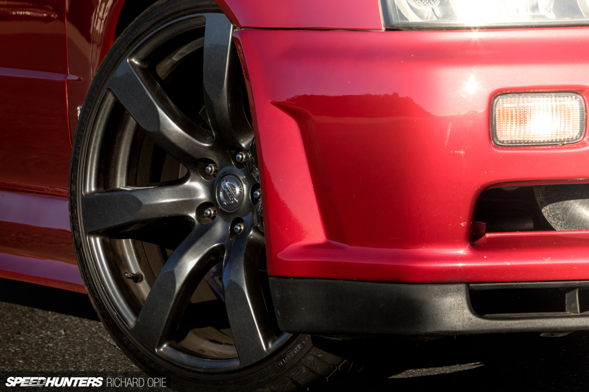 Nissan Skyline R34 2JZ Speedhunters Richard Opie (12)