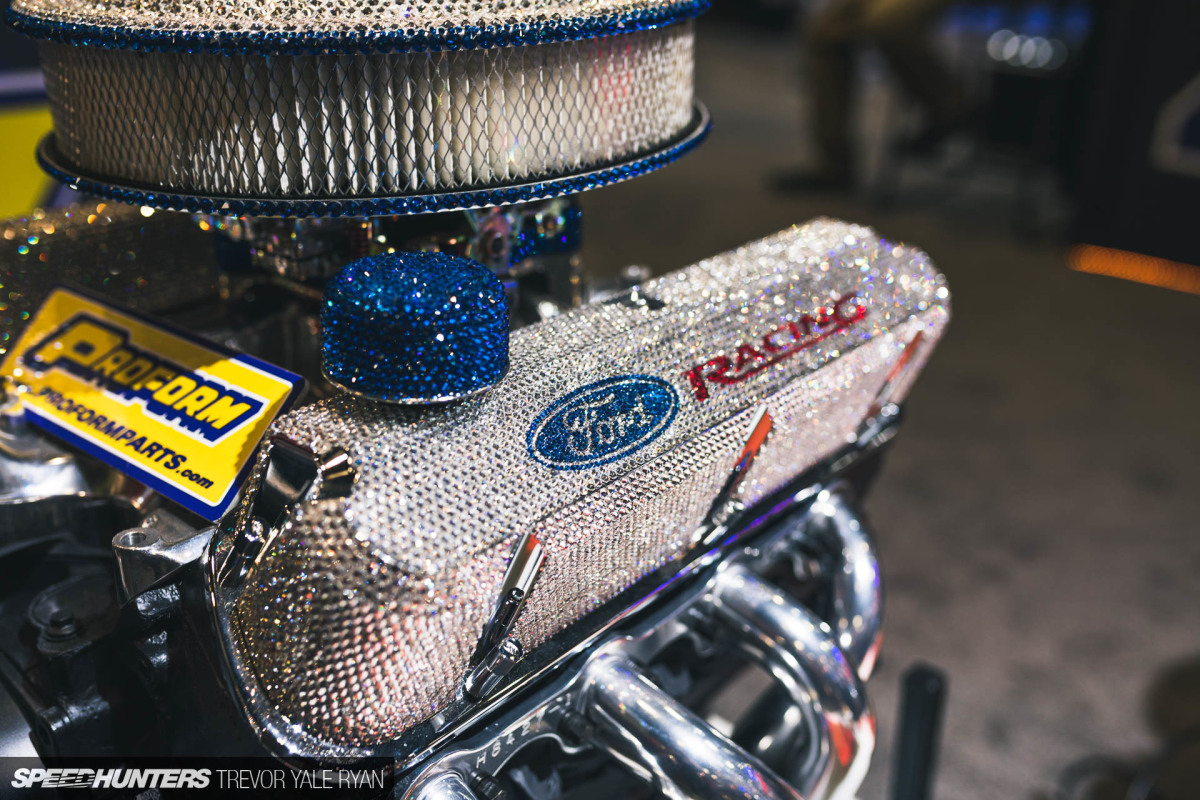 2018-SH_ENGINE-BAYS-OF-SEMA_TREVOR-RYAN-037_5699