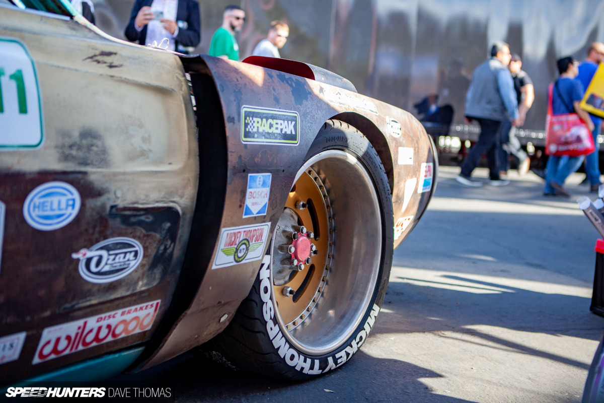 SEMA-2018 LIVRIED-DAVE-THOMAS-SCRAPTONA-2