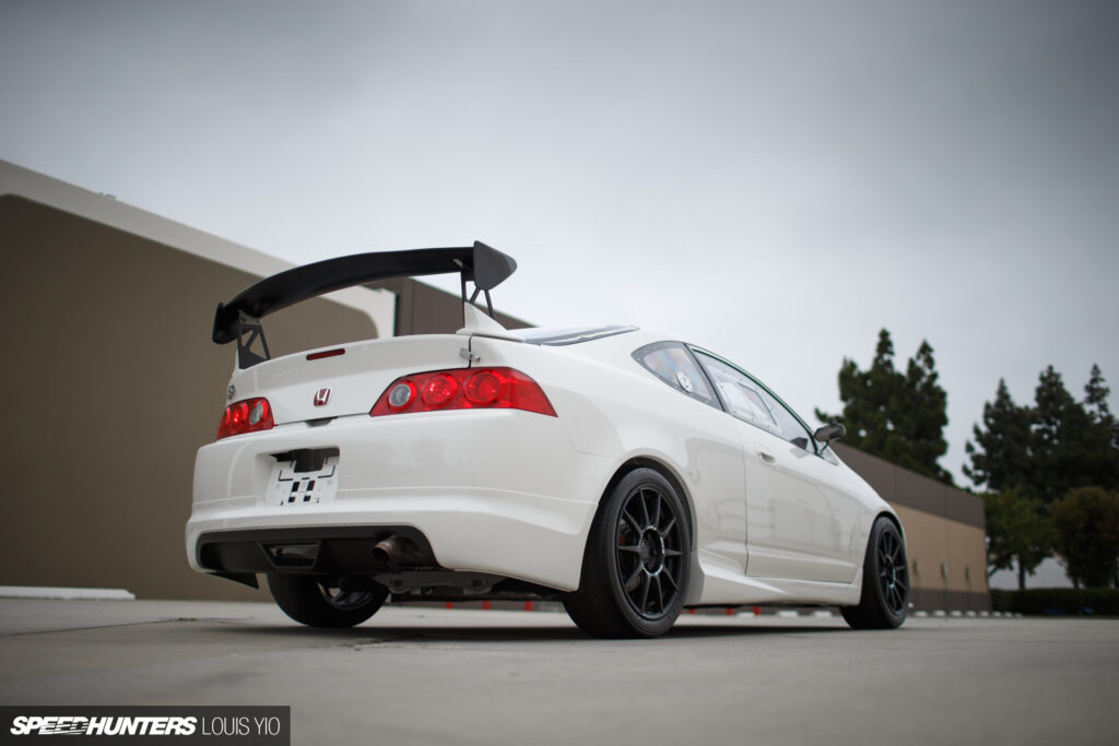 The Thoroughbred: A DC5 RSX&nbsp;Racer