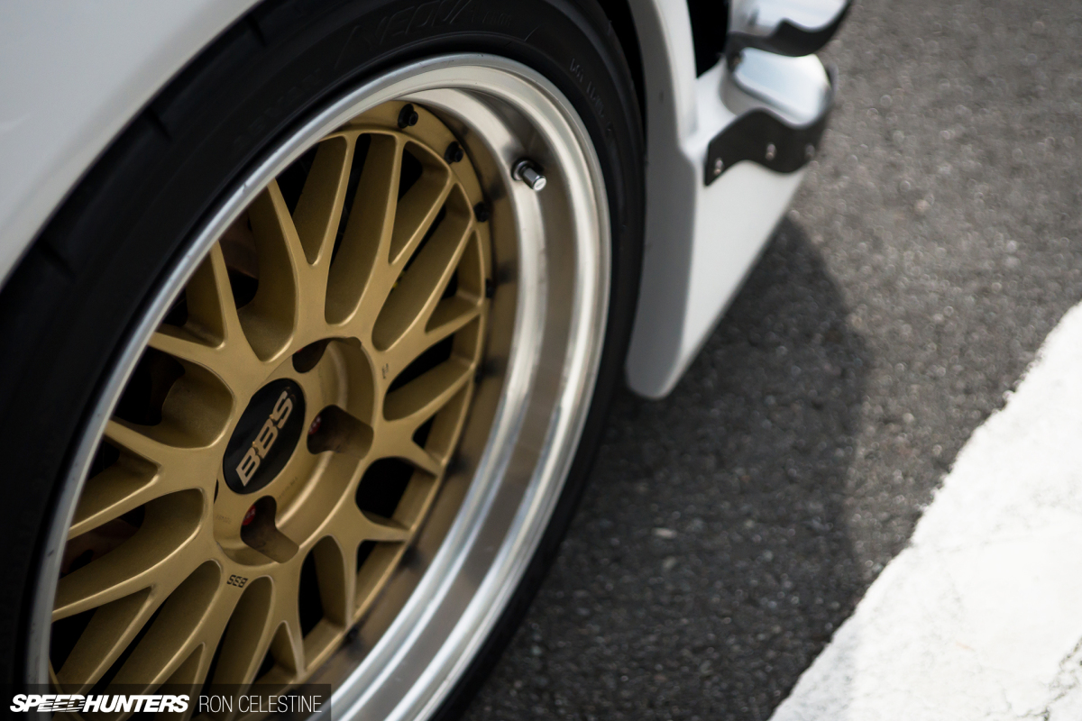 Sh_ron_celestine_skyline_bnr34_gt-r_02312