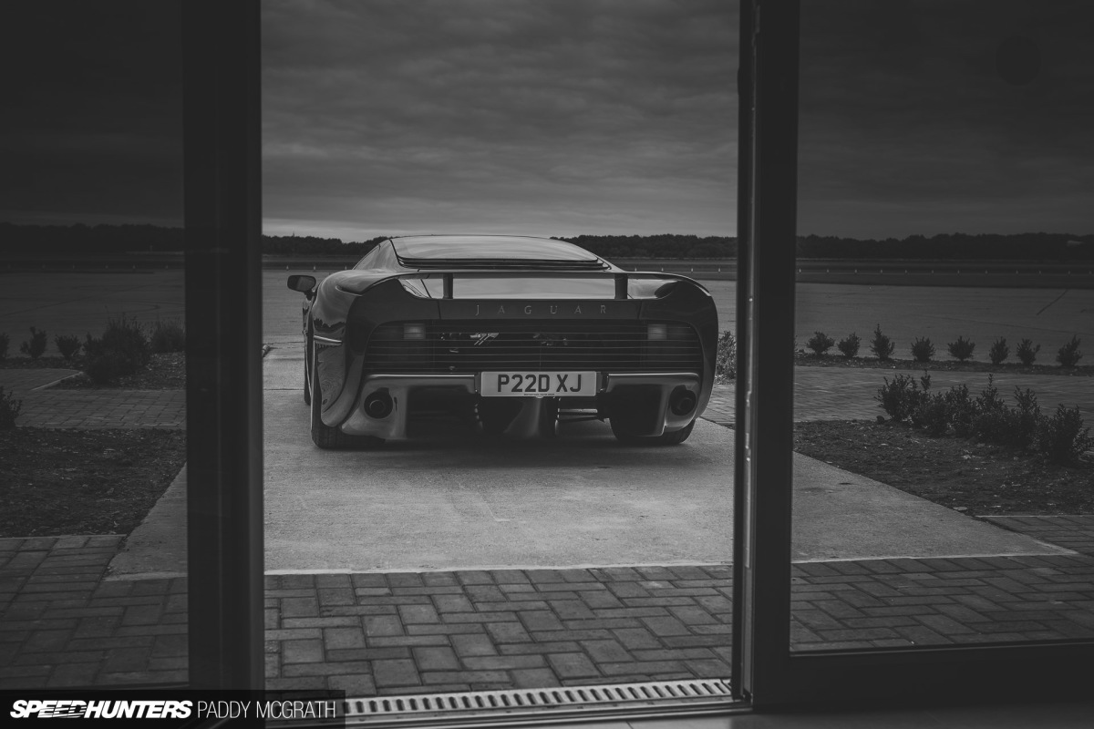2016 Jaguar XJ220 SpeedHunters par Paddy McGrath-4