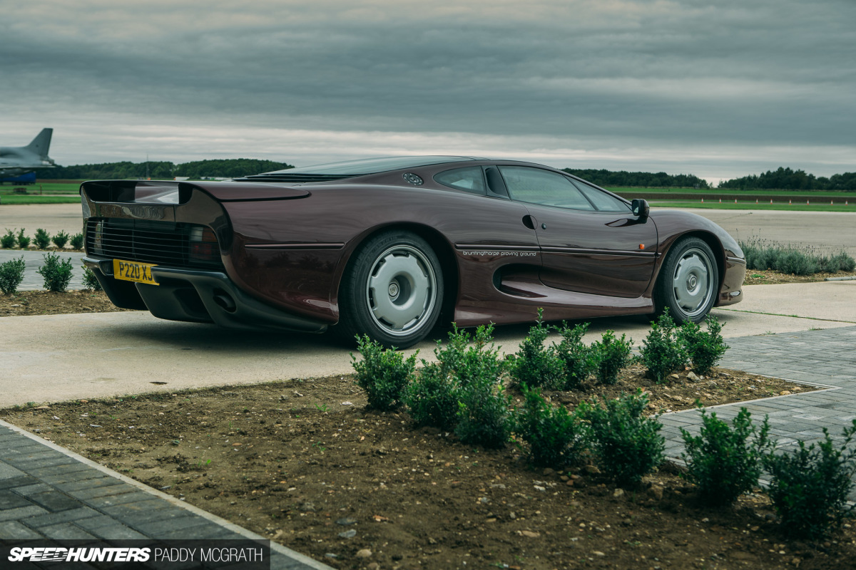 2016 Jaguar XJ220 SpeedHunters par Paddy McGrath-3