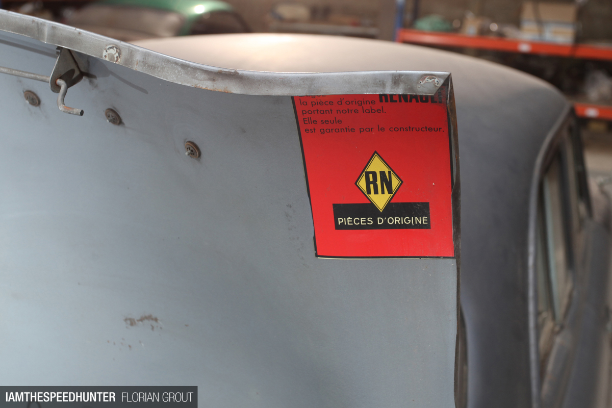 Sh_iats_renault_dauphine_f-griout-2687