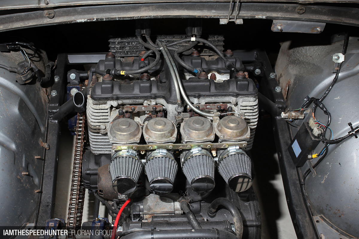 Sh_iats_renault_dauphine_f-griout-2684