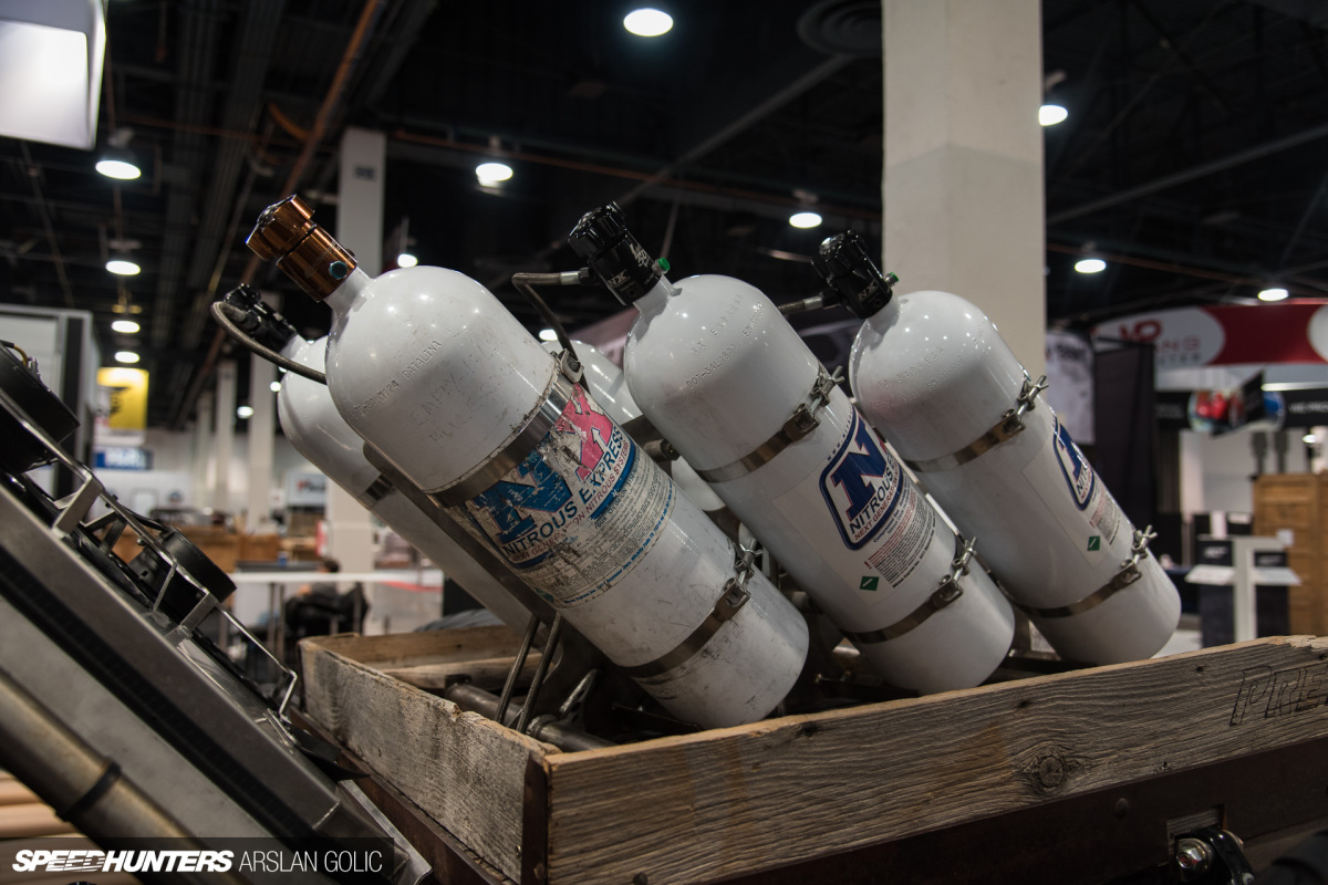5-diamond-T-1938-SEMA-2016_ARSLAN-GOLOC_SPEEDHUNTERS