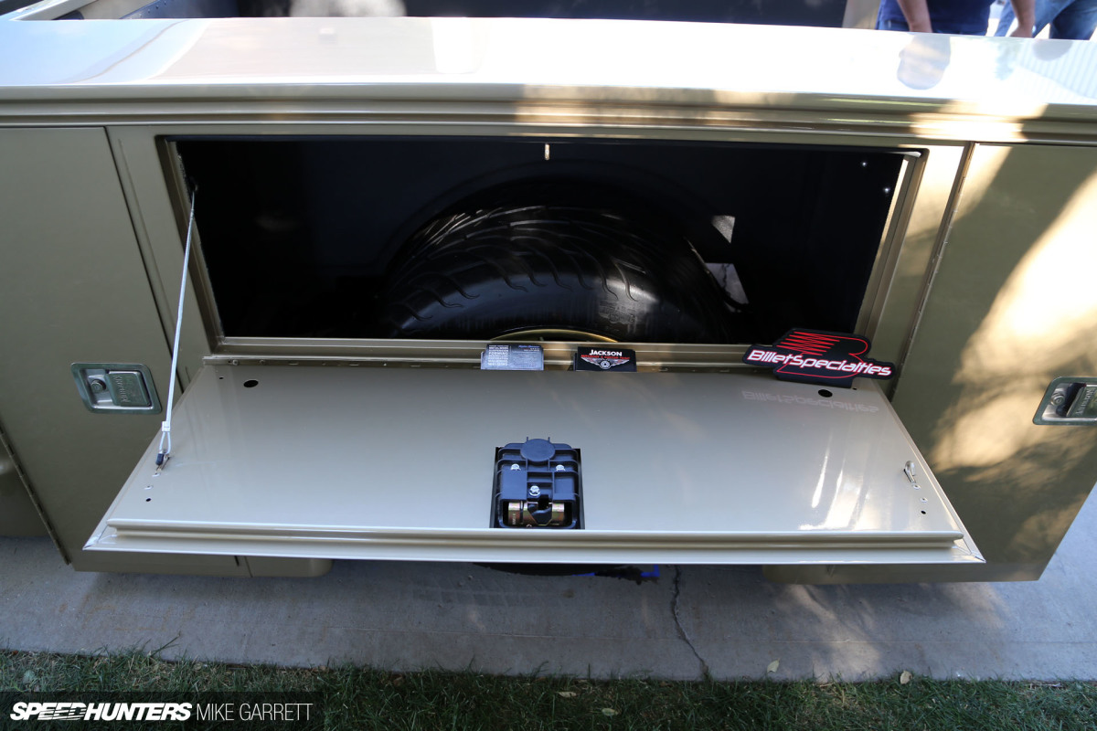 SEMA-CHEVY-C100-ULITY-TUCK-04