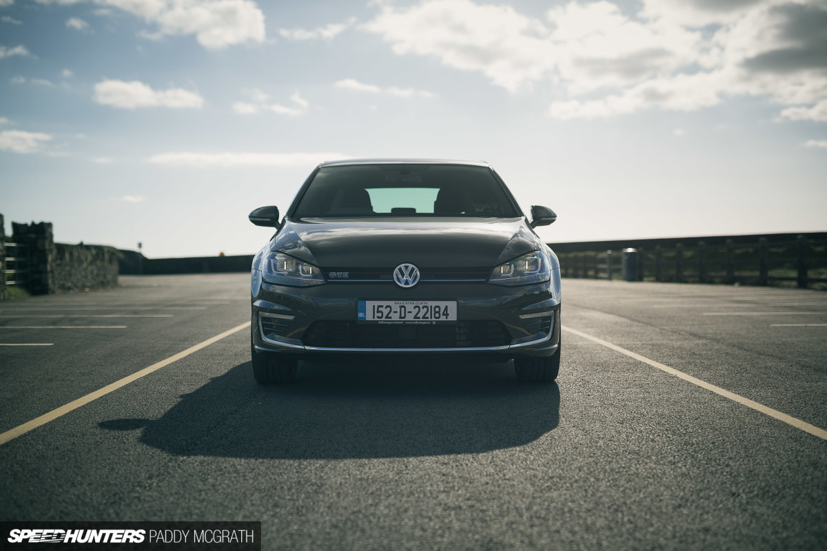 2016 Volkswagen GTE par Paddy McGrath-3