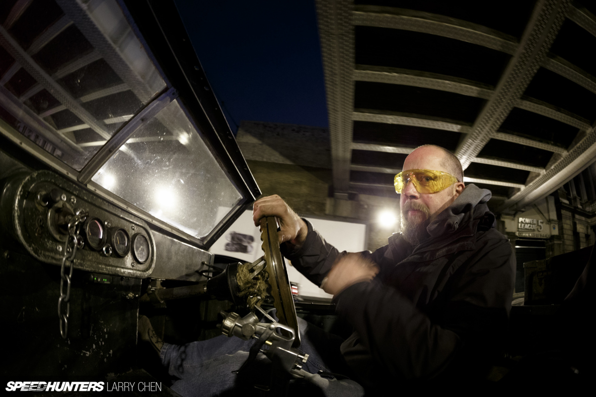 Larry_chen_peedhunters_48_land_rover_london-30