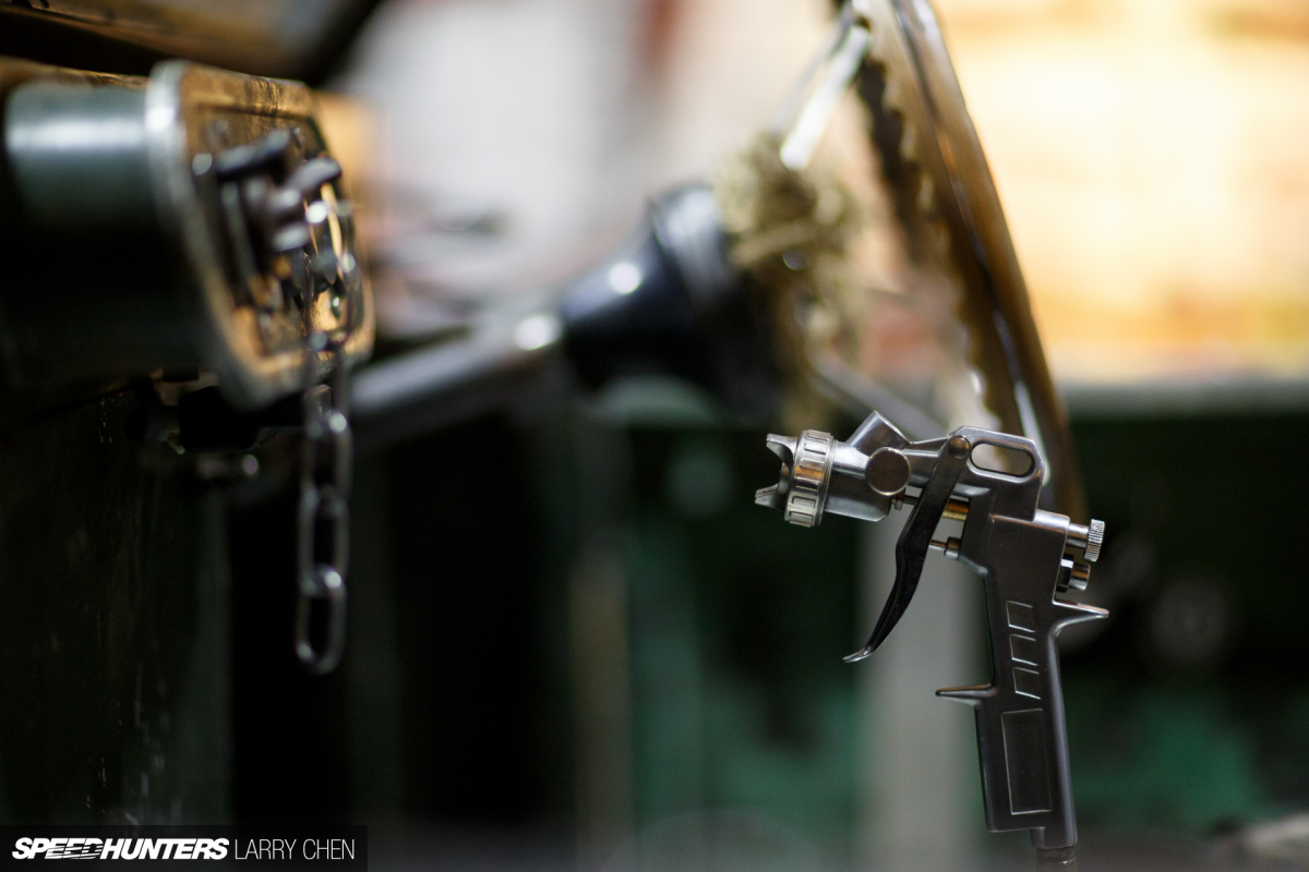 Larry_chen_peedhunters_48_land_rover_london-22