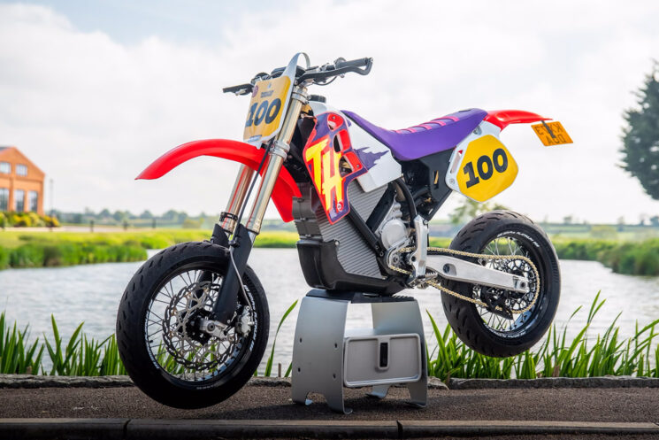 Bike de motocross électrique Stark Varg Alpha par Thornton Hundred