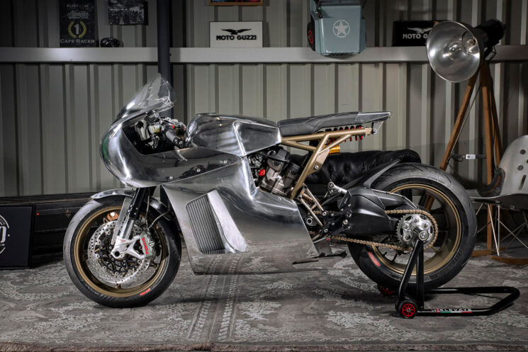 Honda Vtr1000f personnalisé d'ici 2020 motos