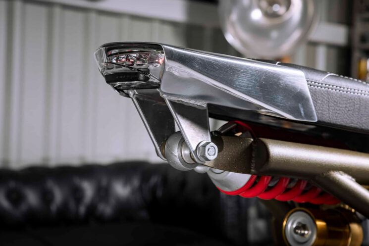 Honda Vtr1000f personnalisé d'ici 2020 motos