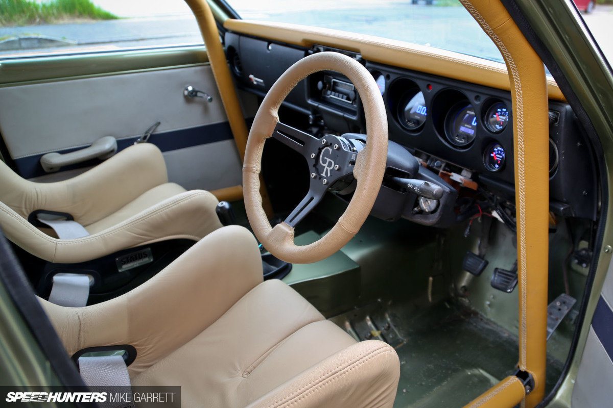 Copie de Datsun-Bros-89