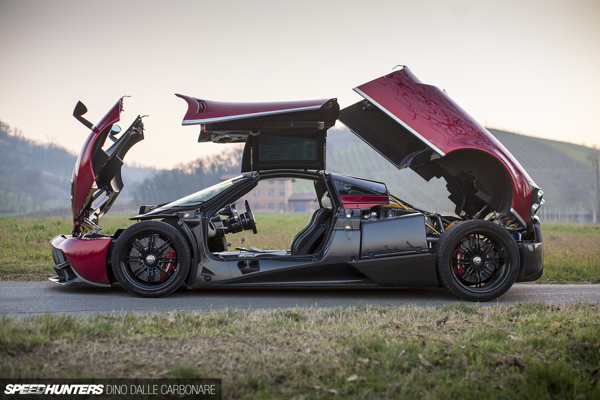 Huayra-modena-drive-08