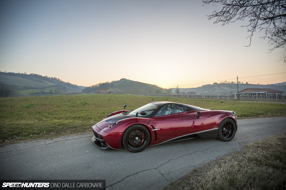 Huayra-modena-drive-06