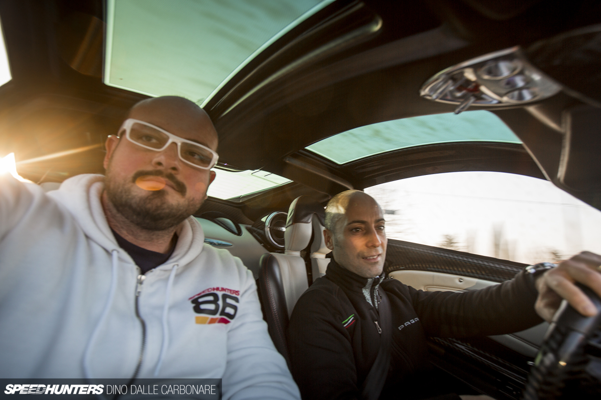 Huayra-modena-drive-01