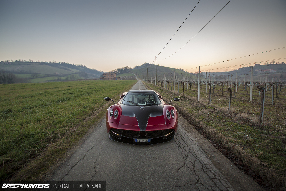 Huayra-modena-drive-18
