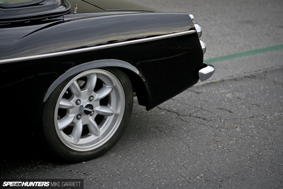 Copie Z-Car-Garage-94