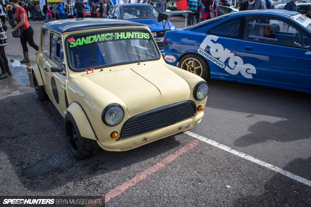 Small Scale Warfare: Honda Power Inside