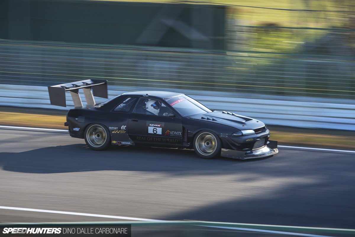 Admince-GTR-06