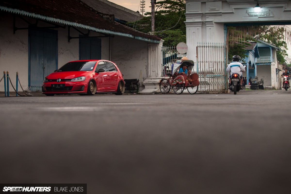 JVWF NUVOLKS MK7-5856