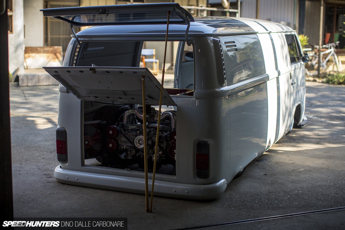 SilverRest-VW-Bus-21