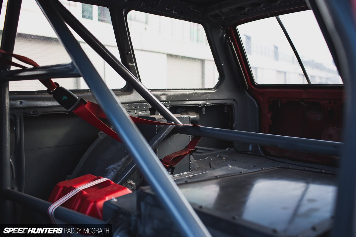 1987 Toyota Corolla DX Van par Paddy McGrath-7