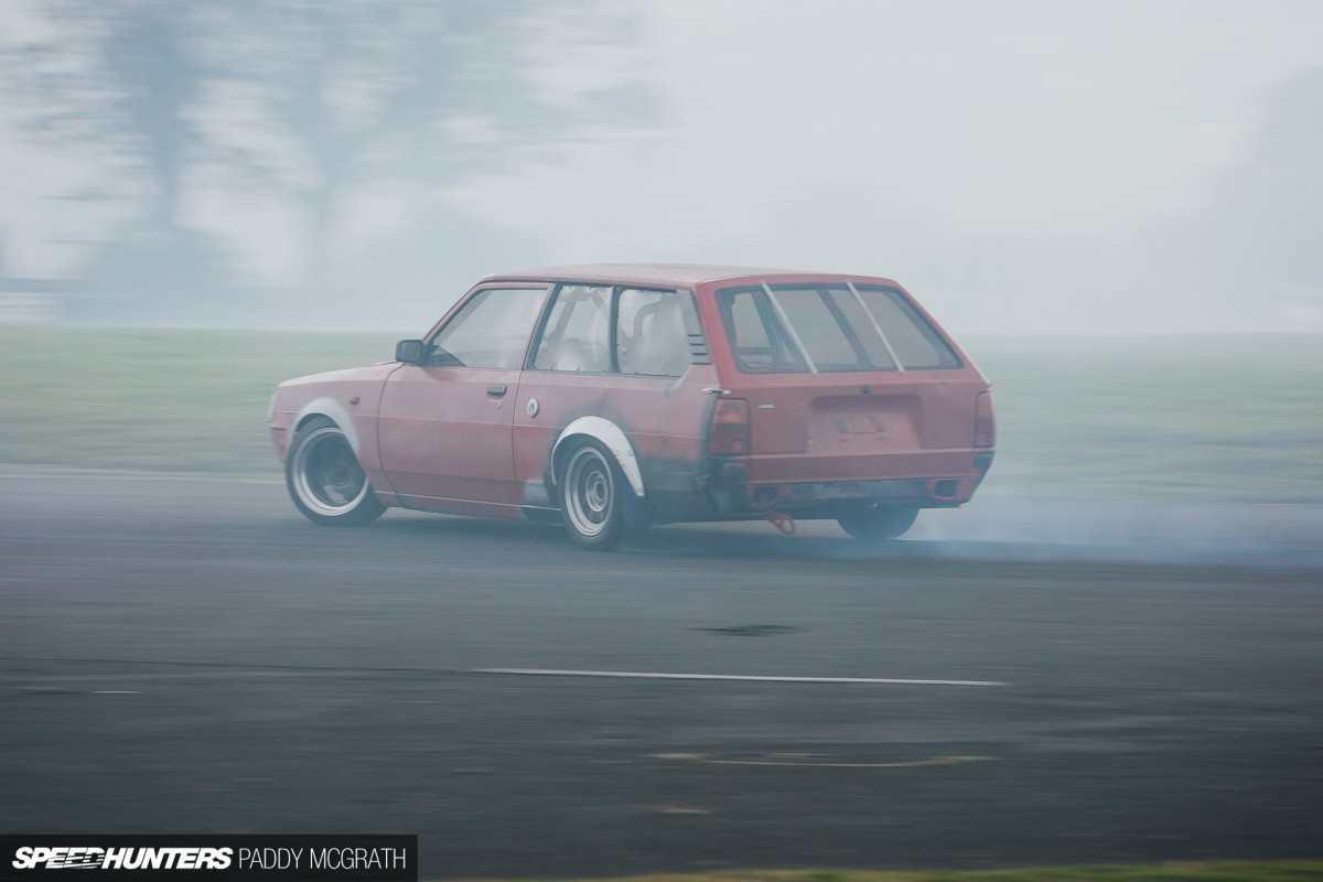 1987 Ke70 Wagon Extra par Paddy McGrath-4