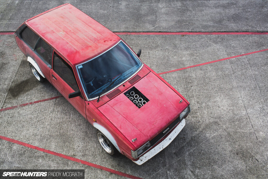 A V8 Corolla Van That Drifts
