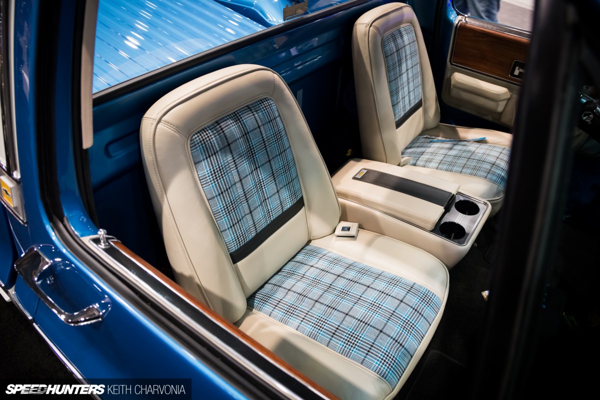 Speedhunters_keith_charvonia_sema_squarebody_syndicate_chevy-17