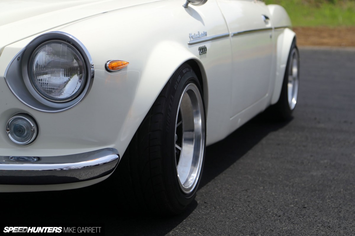 Roadster-08