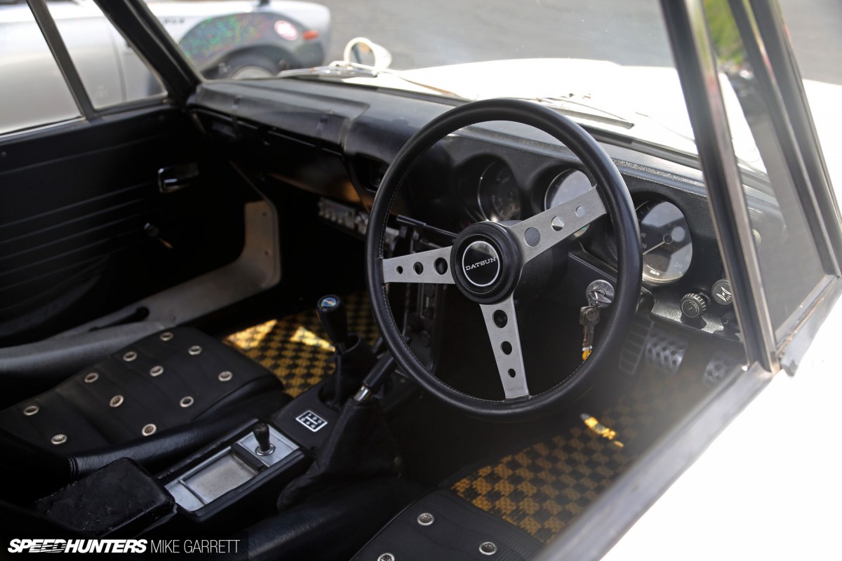 Roadster-03