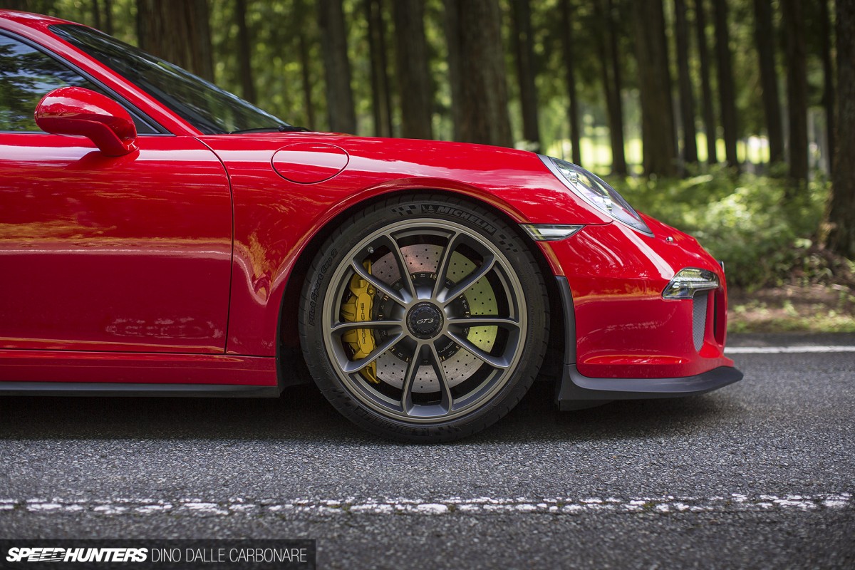 911-GT3-Drive-10